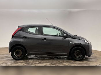 Used Toyota AYGO 2021 for sale - 79581564: Photo