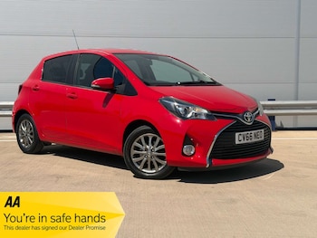 Used Toyota Yaris 2016 for sale - 79510779: Photo