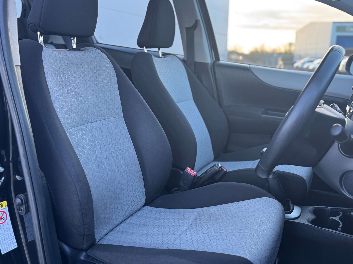 Used Toyota Yaris 2012 for sale - 78015706: Photo 30