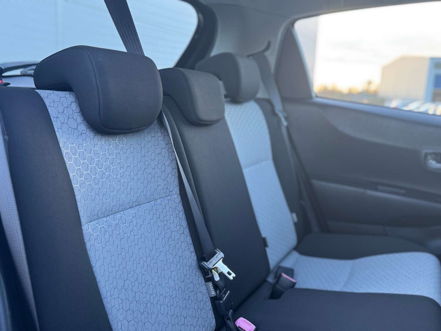 Used Toyota Yaris 2012 for sale - 78015706: Photo 32