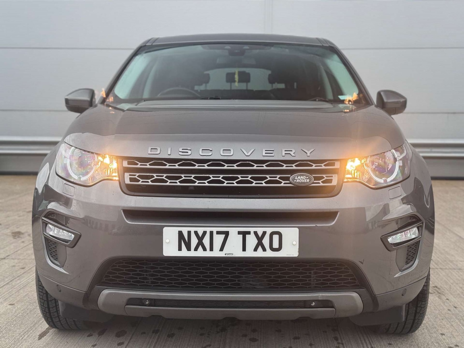 Used Land Rover Discovery Sport 2017 for sale - 78015731: Photo 2