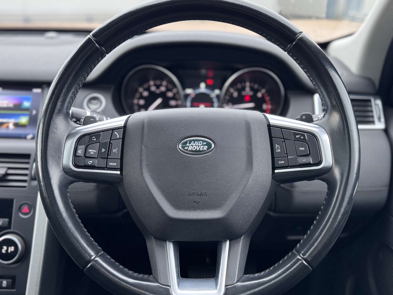 Used Land Rover Discovery Sport 2017 for sale - 78015731: Photo 22