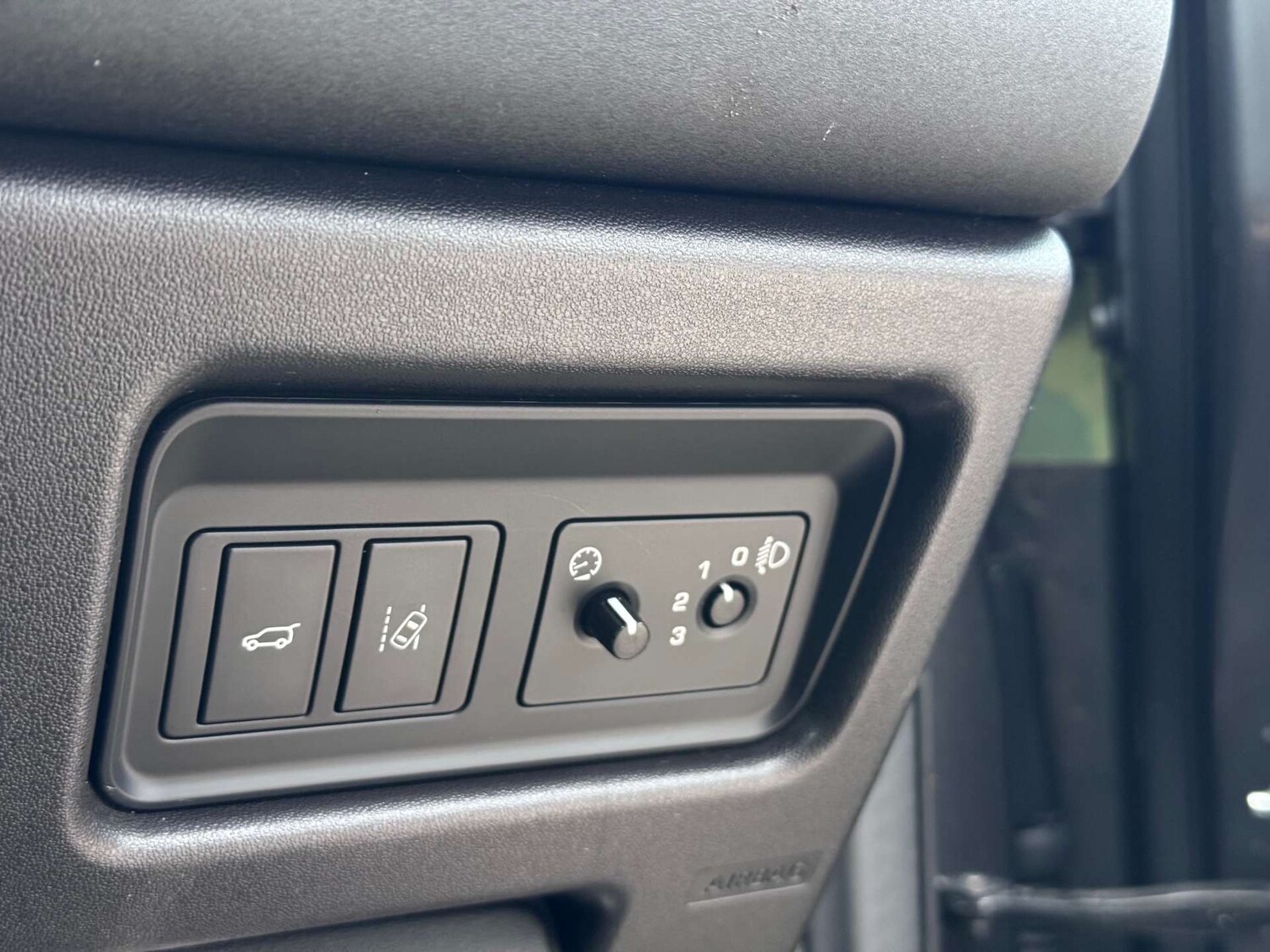 Used Land Rover Discovery Sport 2017 for sale - 78015731: Photo 31