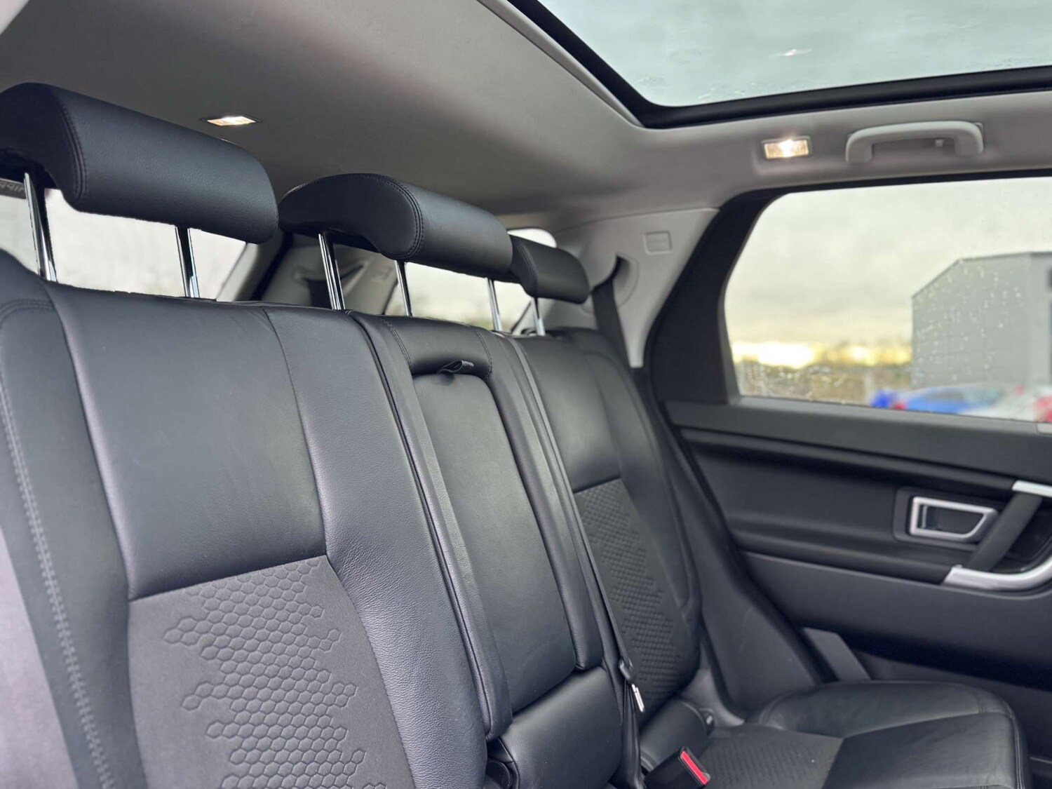 Used Land Rover Discovery Sport 2017 for sale - 78015731: Photo 35