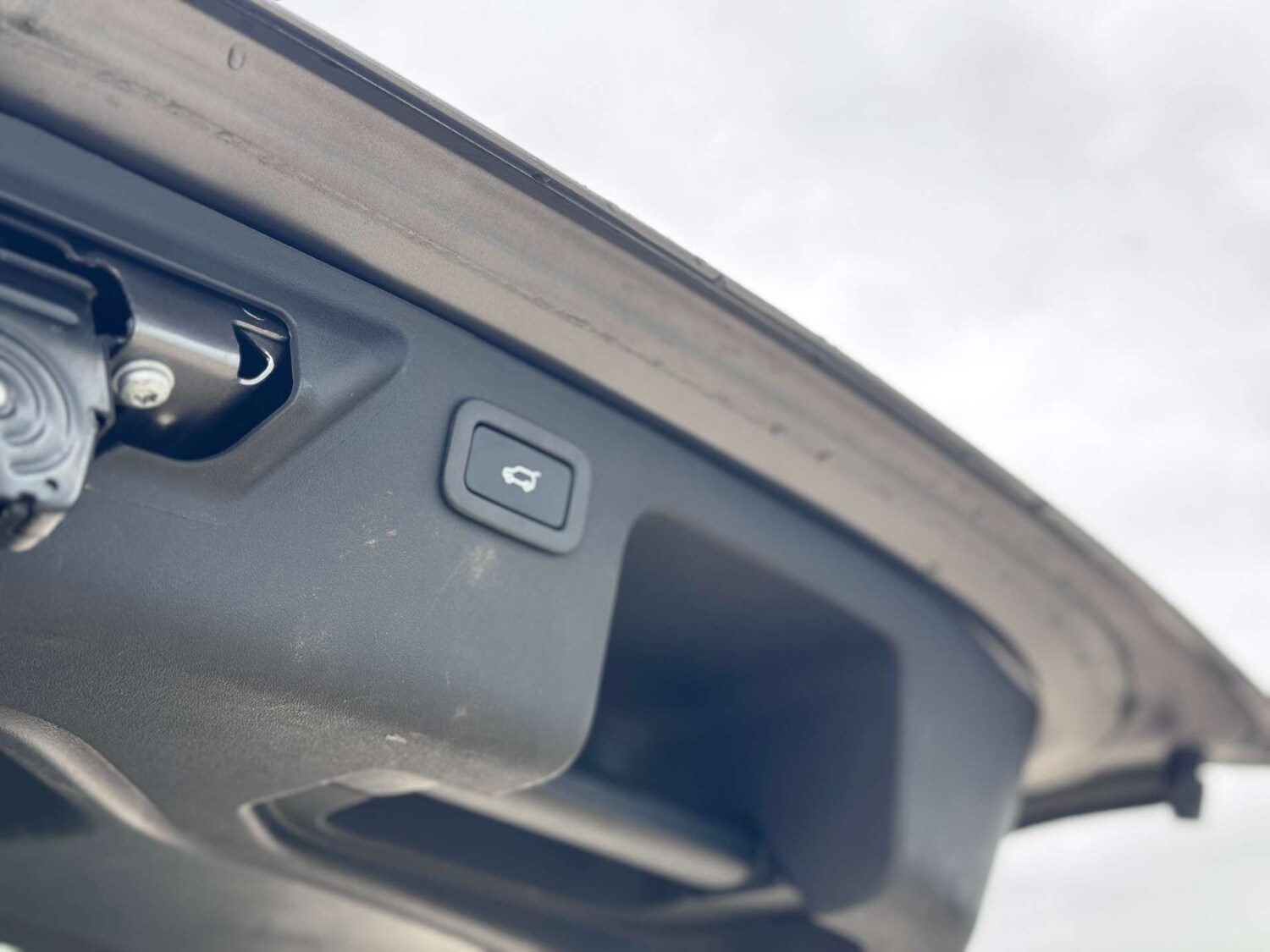 Used Land Rover Discovery Sport 2017 for sale - 78015731: Photo 43