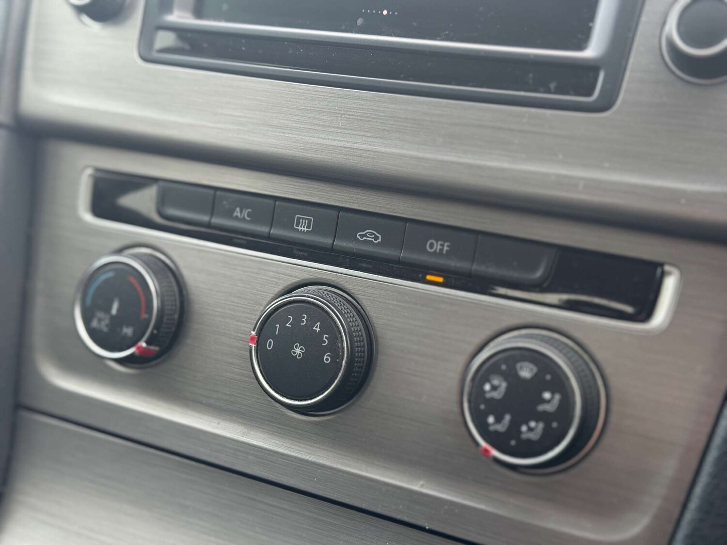 Used Volkswagen Golf 2015 for sale - 78015701: Photo 25