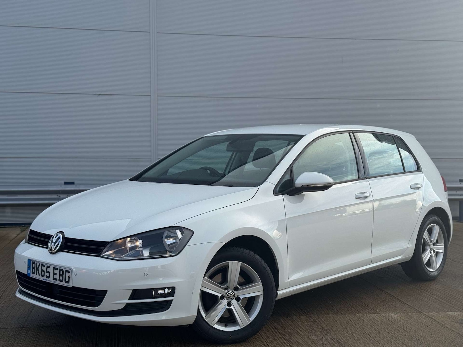 Used Volkswagen Golf 2015 for sale - 78015701: Photo 3