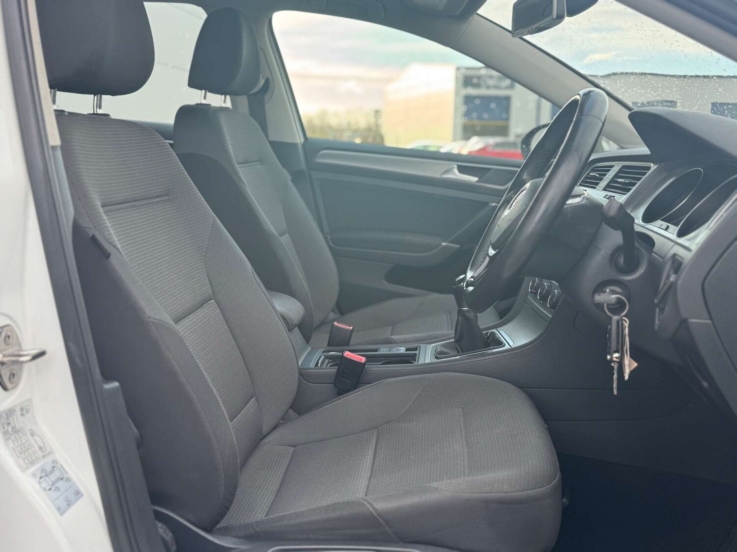 Used Volkswagen Golf 2015 for sale - 78015701: Photo 30