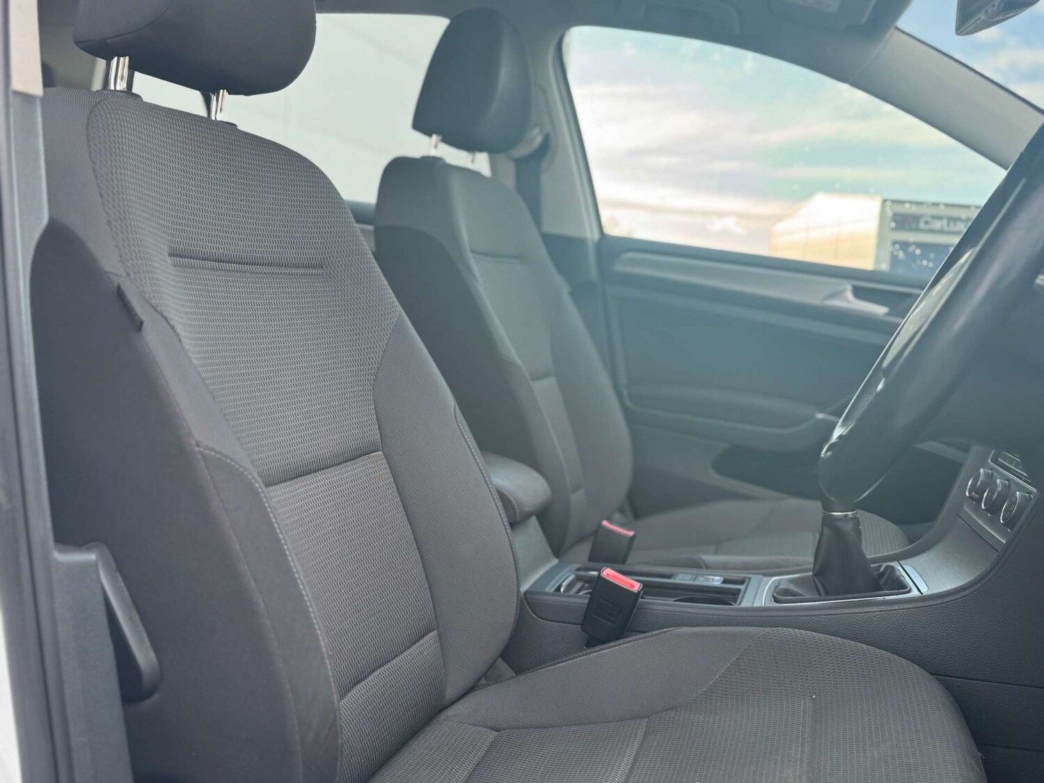 Used Volkswagen Golf 2015 for sale - 78015701: Photo 31