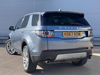 Used Land Rover Discovery Sport 2018 for sale - 78030991: Photo