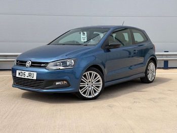 Used Volkswagen Polo 2015 for sale - 79403996: Photo