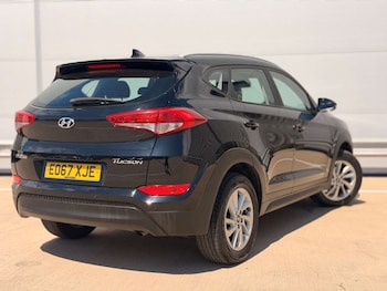 Used Hyundai TUCSON 2017 for sale - 79457992: Photo