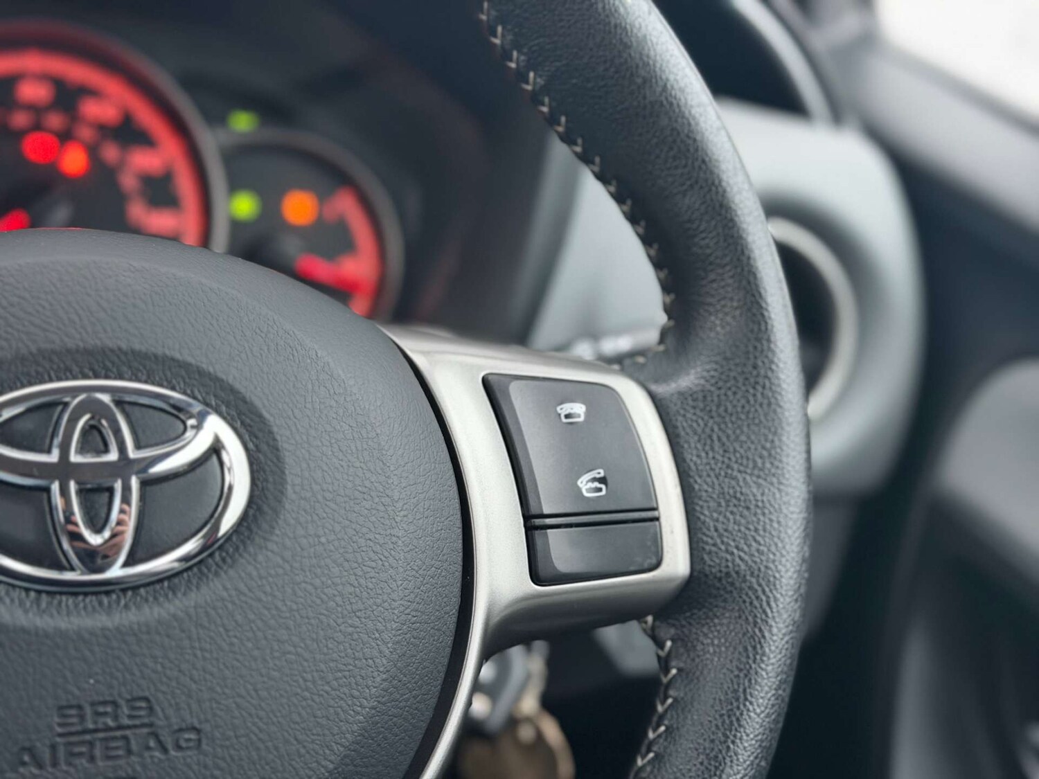 Used Toyota Yaris 2015 for sale - 78015732: Photo 22