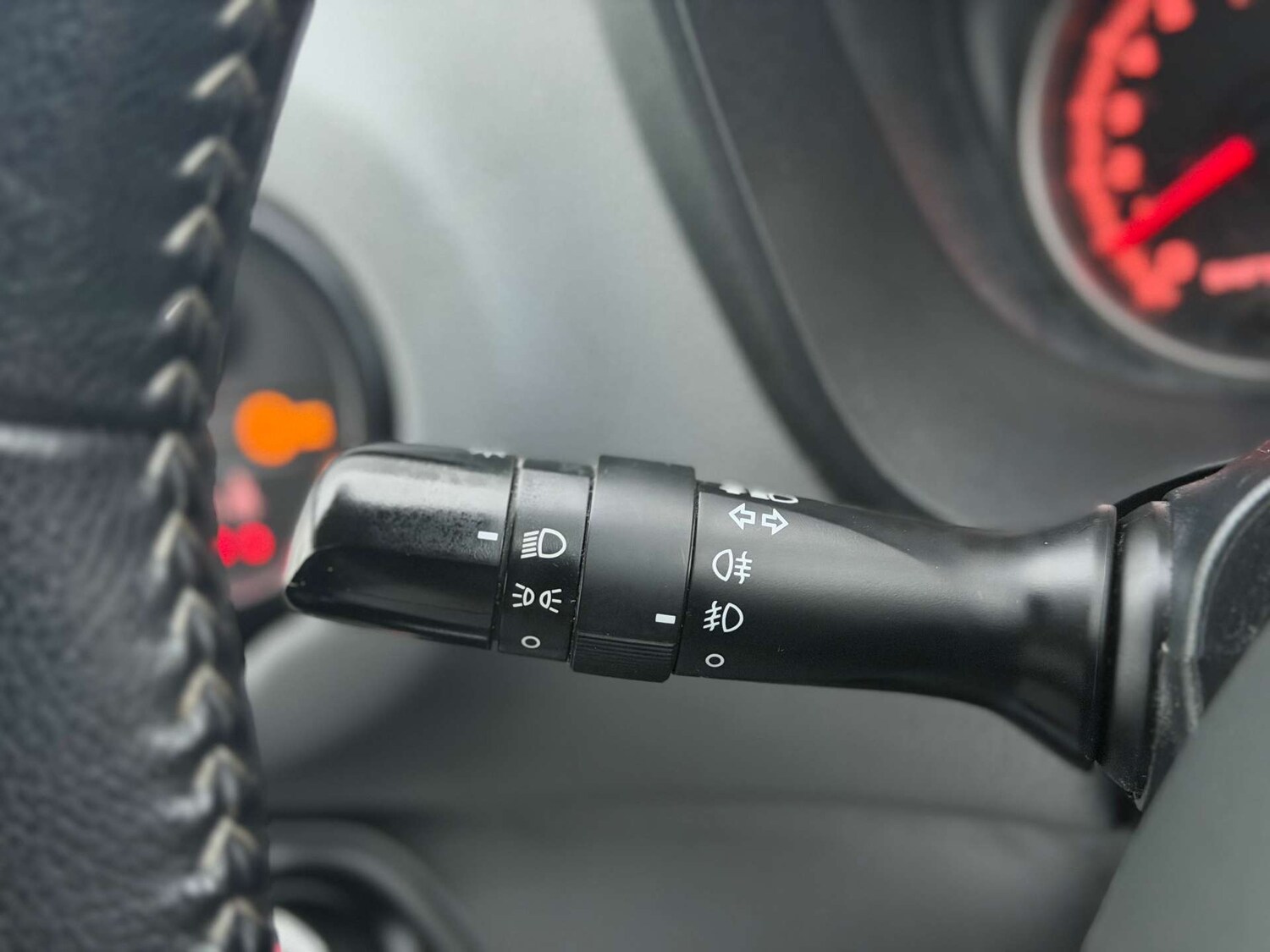 Used Toyota Yaris 2015 for sale - 78015732: Photo 24