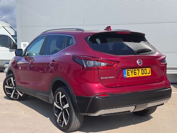 Used Nissan Qashqai 2017 for sale - 79504341: Photo