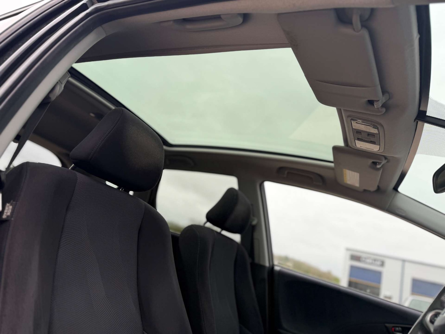 Used Honda Jazz 2011 for sale - 78015717: Photo 27