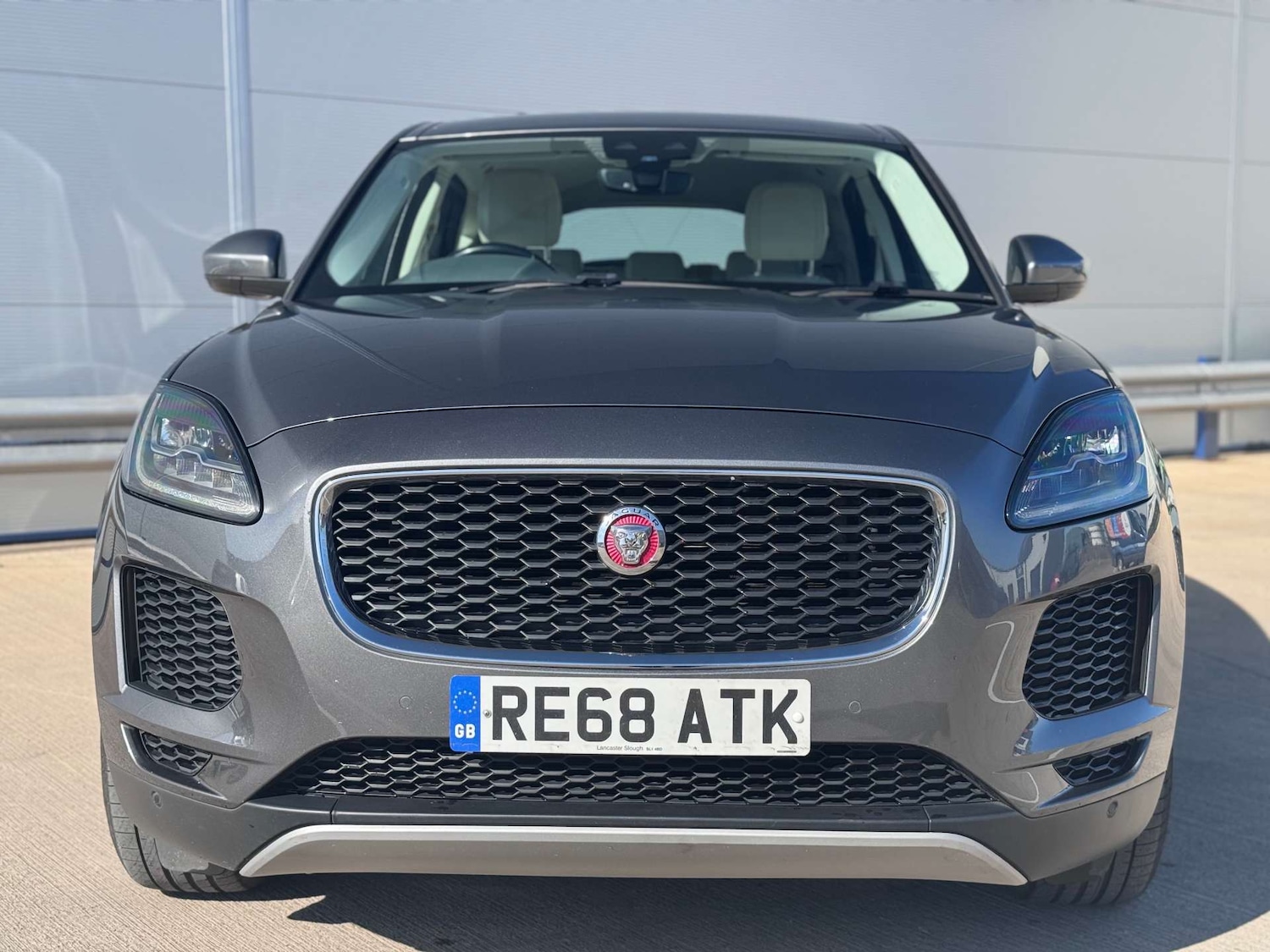 Used Jaguar E-Pace 2018 for sale - 78015734: Photo 2