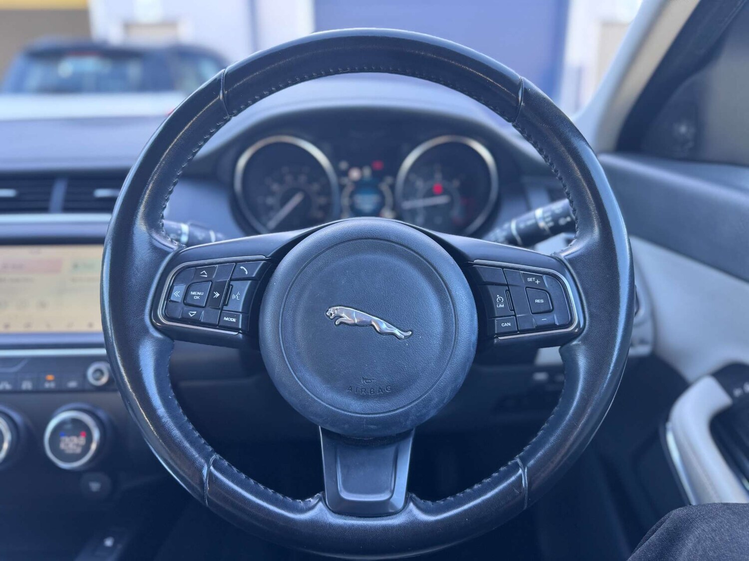 Used Jaguar E-Pace 2018 for sale - 78015734: Photo 21