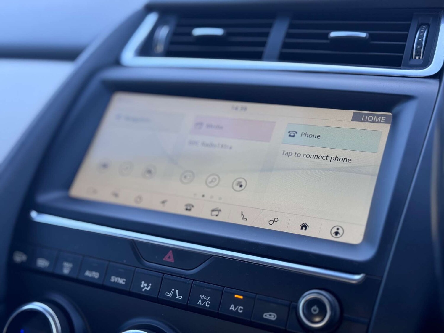 Used Jaguar E-Pace 2018 for sale - 78015734: Photo 25