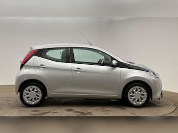 Used Toyota AYGO 2021 for sale - 79640236: Photo