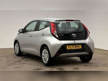 Used Toyota AYGO 2021 for sale - 79640236: Photo