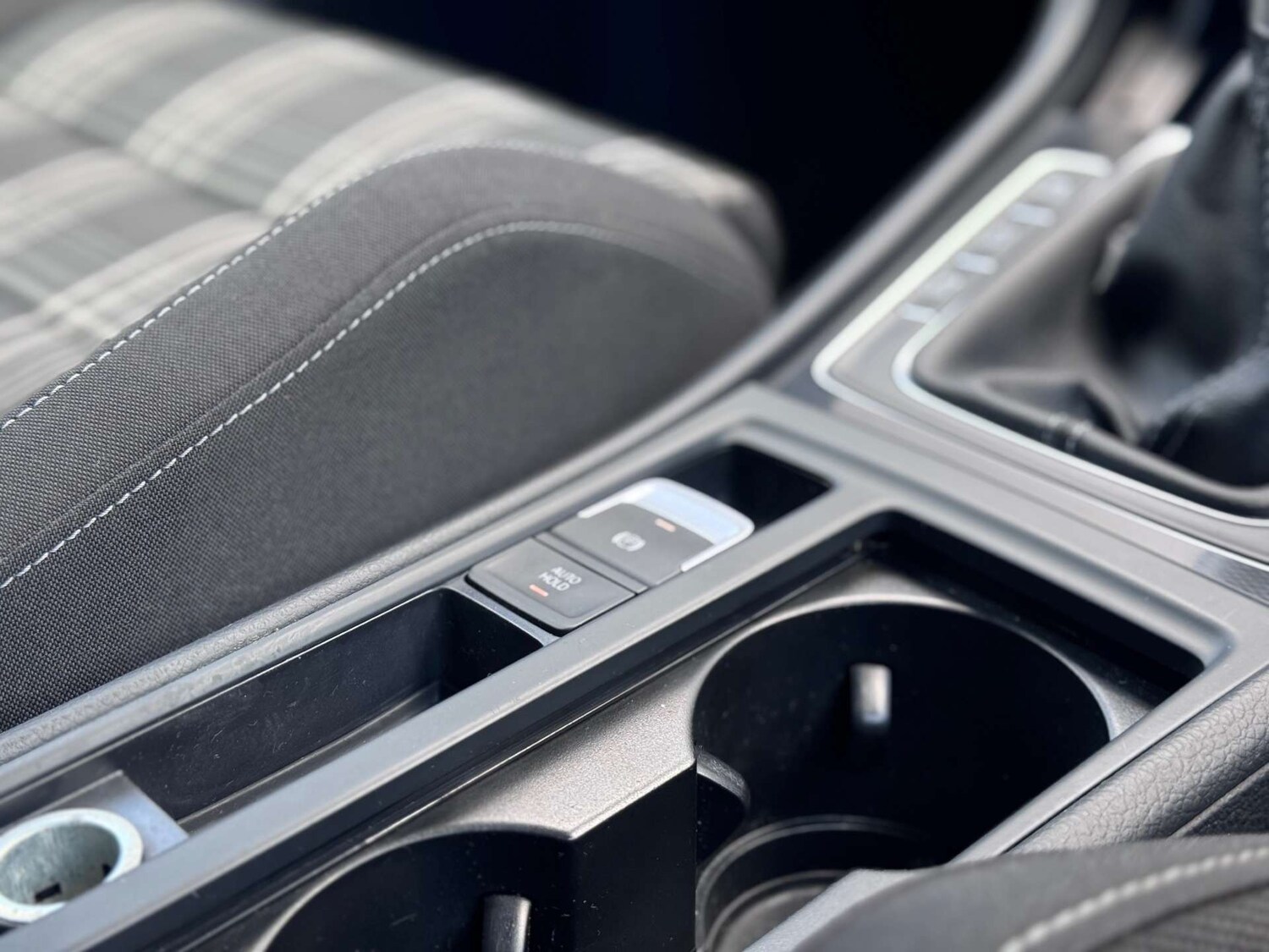 Used Volkswagen Golf 2015 for sale - 78014302: Photo 28