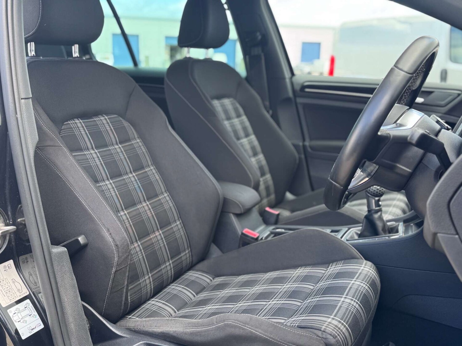 Used Volkswagen Golf 2015 for sale - 78014302: Photo 31