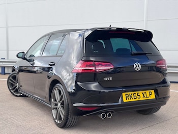 Used Volkswagen Golf 2015 for sale - 78014302: Photo
