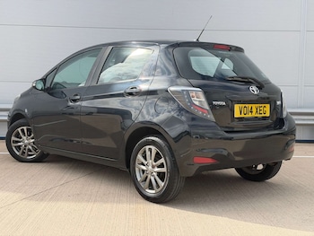 Used Toyota Yaris 2014 for sale - 78798309: Photo
