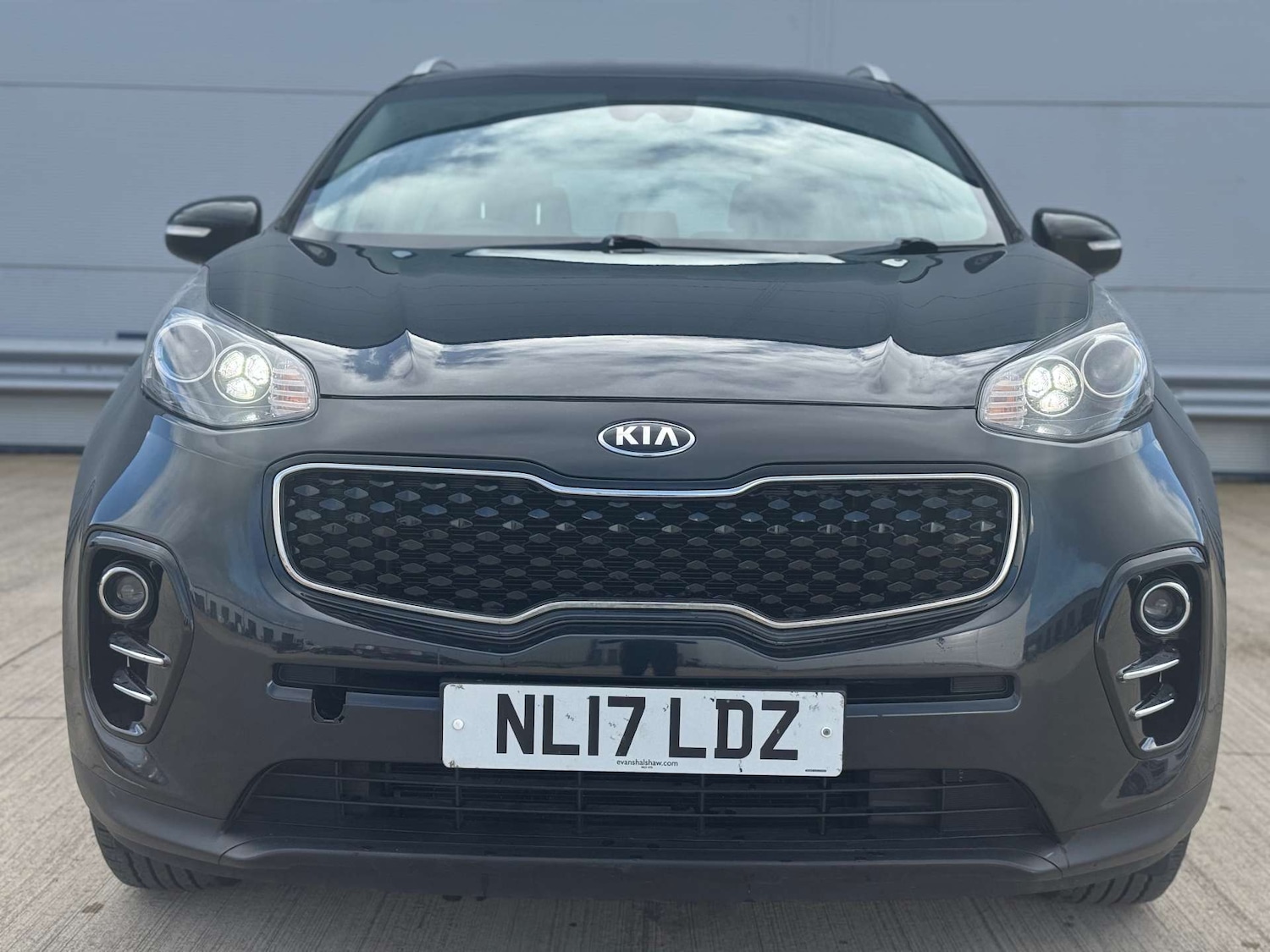 Used Kia Sportage 2017 for sale - 78015712: Photo 2