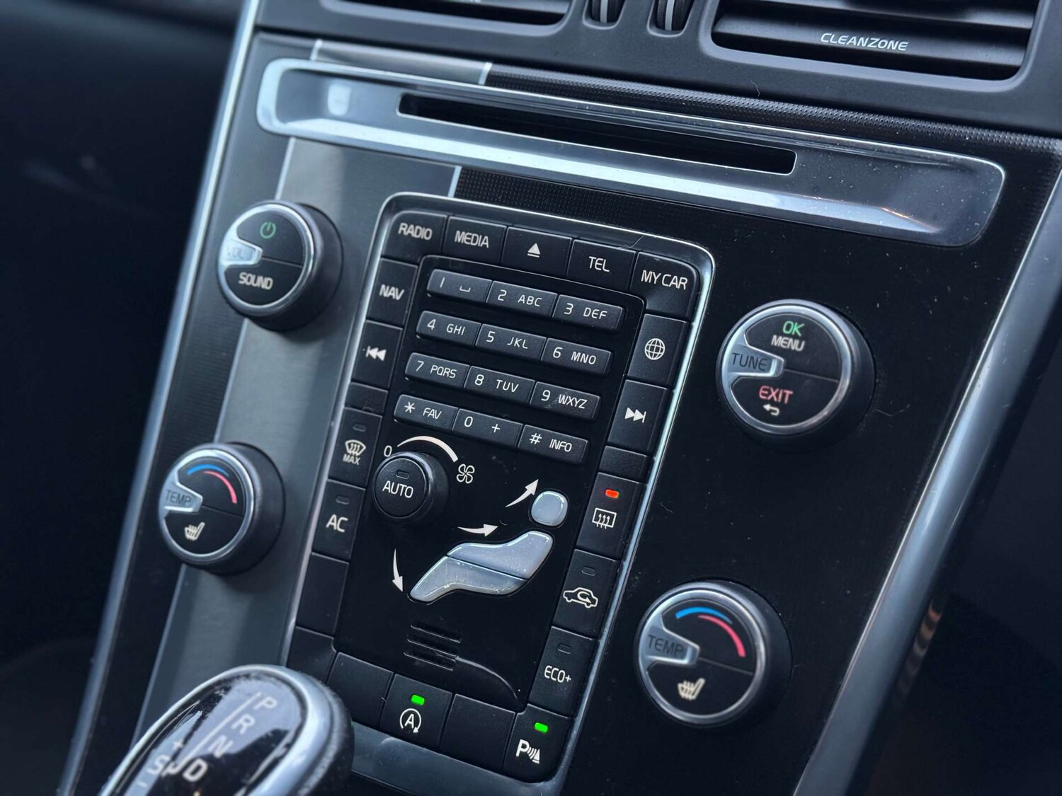 Used Volvo XC60 2016 for sale - 78015699: Photo 24