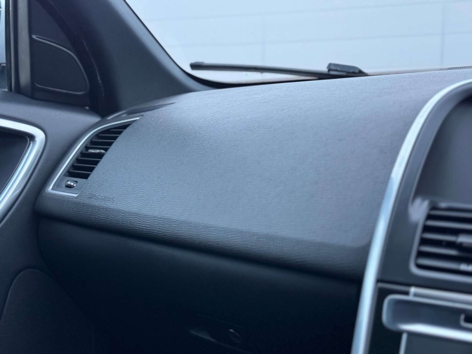 Used Volvo XC60 2016 for sale - 78015699: Photo 28