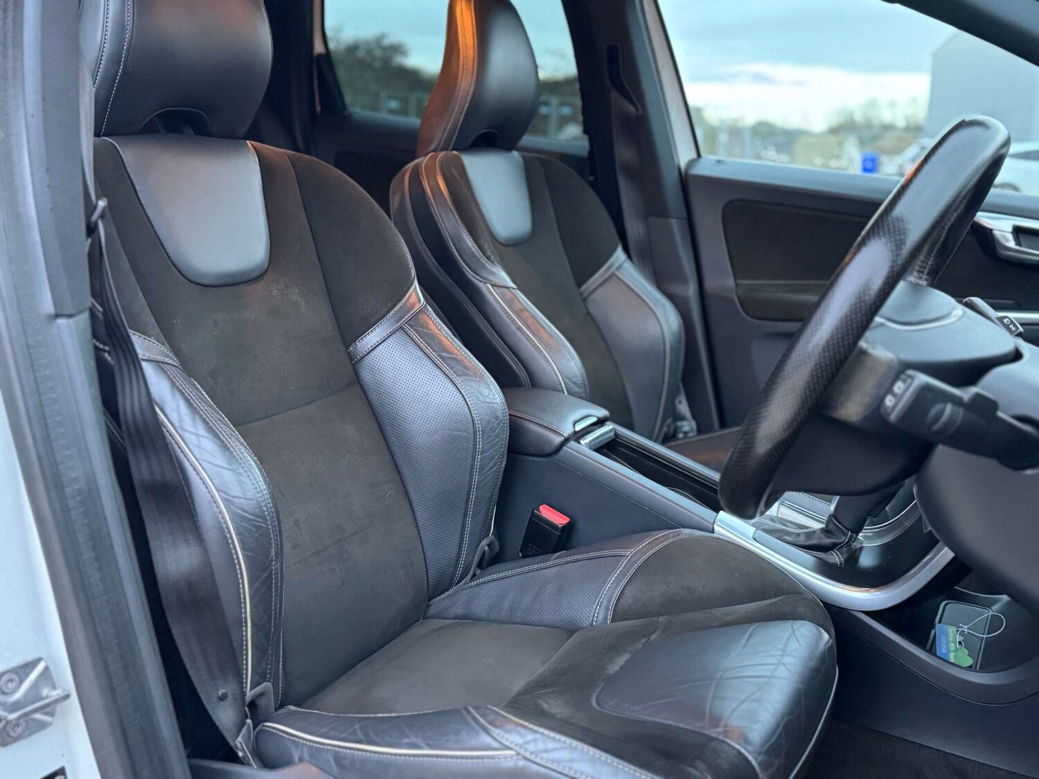 Used Volvo XC60 2016 for sale - 78015699: Photo 29