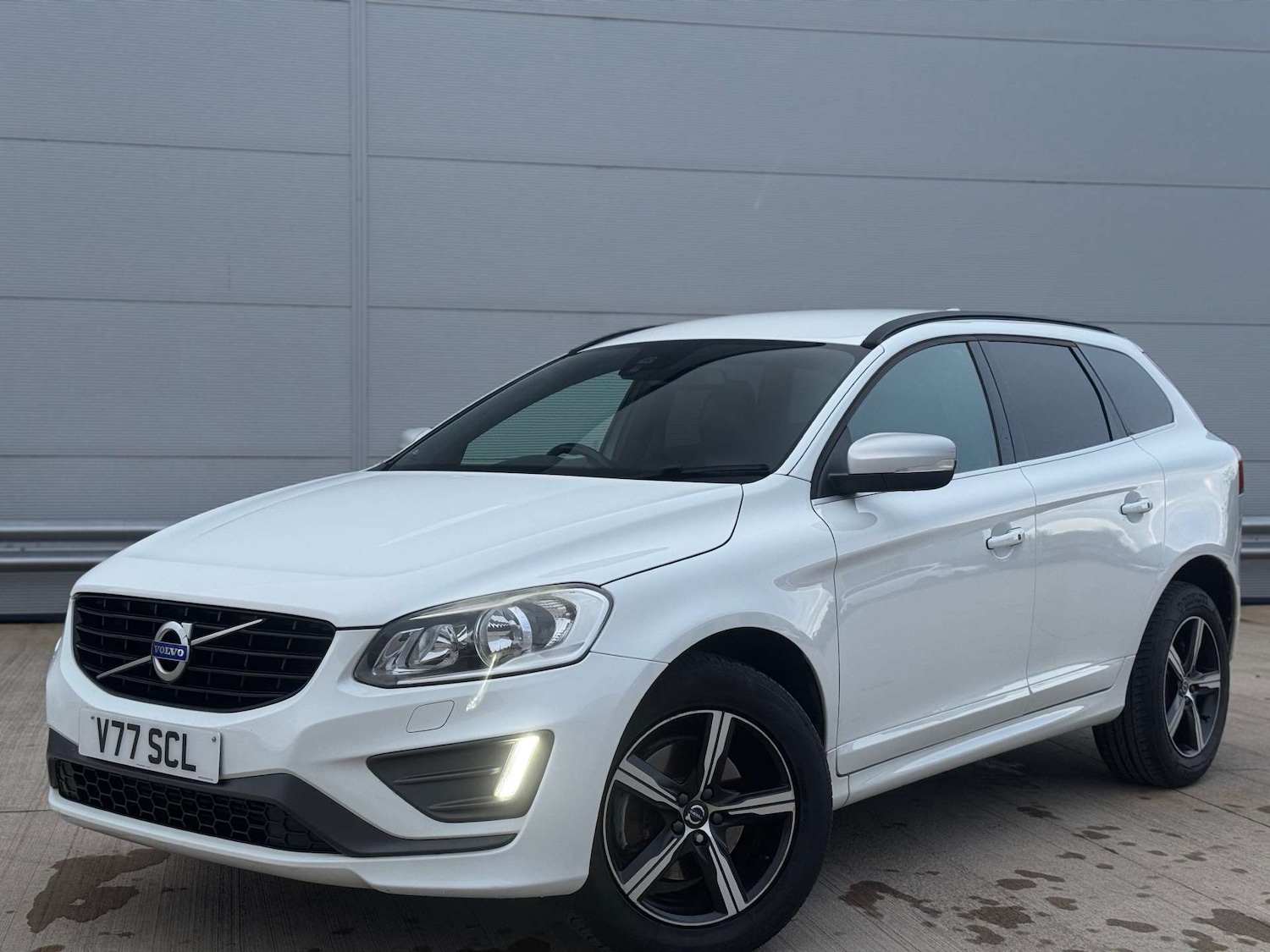 Used Volvo XC60 2016 for sale - 78015699: Photo 3