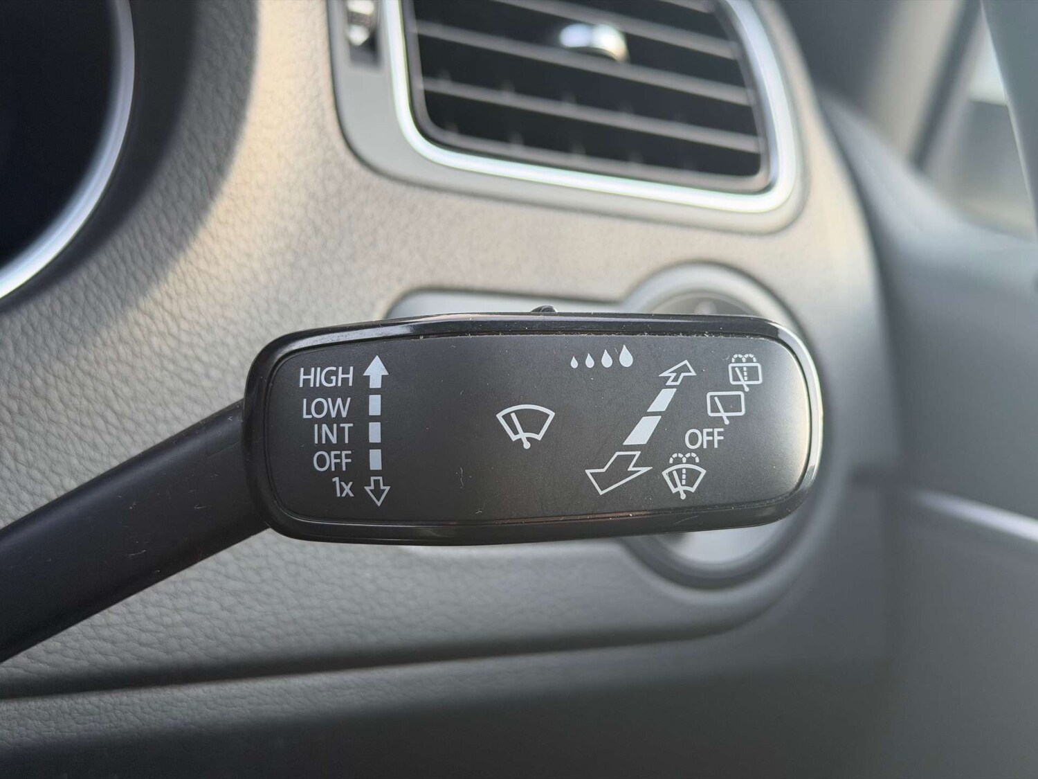 Used Volkswagen Polo 2017 for sale - 78015738: Photo 25