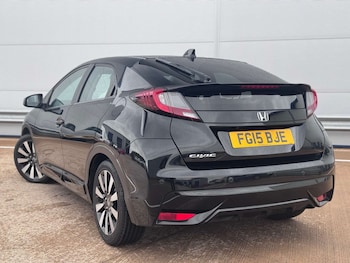 Used Honda Civic 2015 for sale - 78218168: Photo