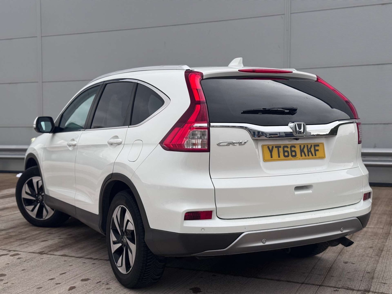 Used Honda CR-V 2016 for sale - 78015736: Photo 4