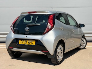 Used Toyota AYGO 2021 for sale - 79293650: Photo