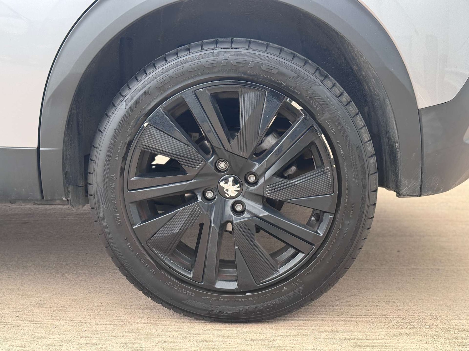 Used Peugeot 2008 2020 for sale - 78055149: Photo 12