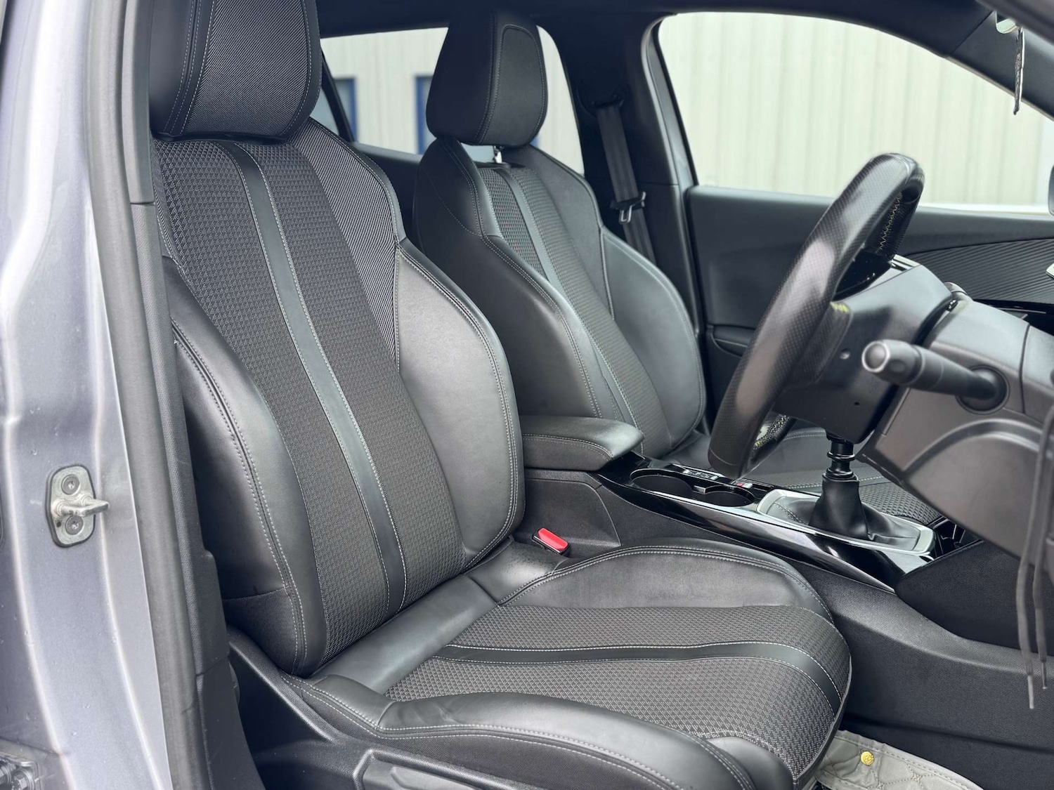 Used Peugeot 2008 2020 for sale - 78055149: Photo 29