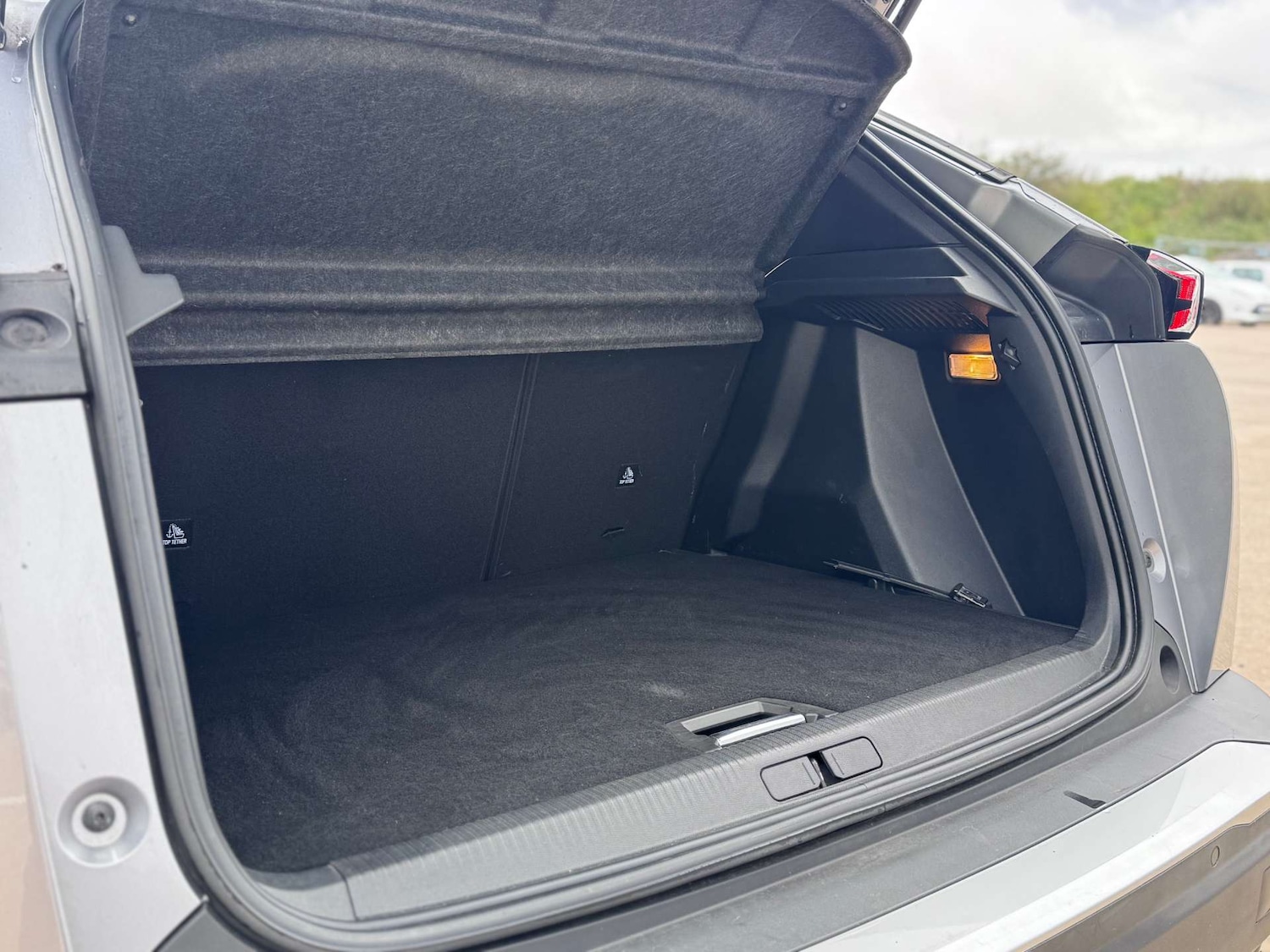 Used Peugeot 2008 2020 for sale - 78055149: Photo 35