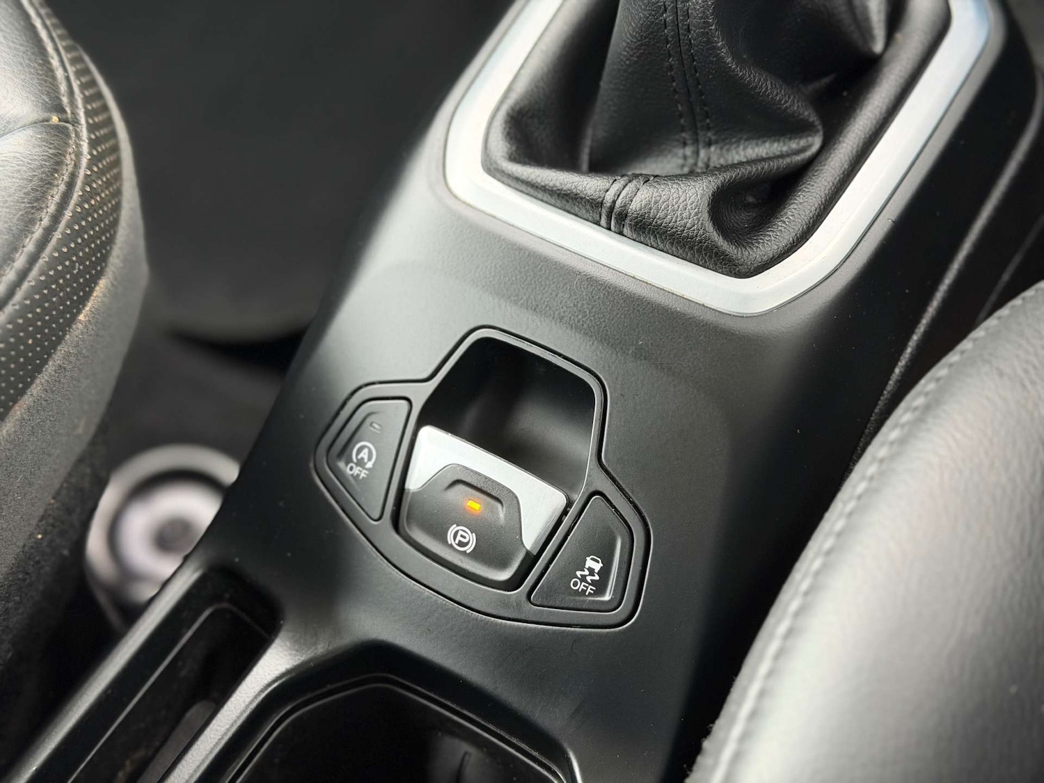 Used Jeep Renegade 2019 for sale - 78015721: Photo 32