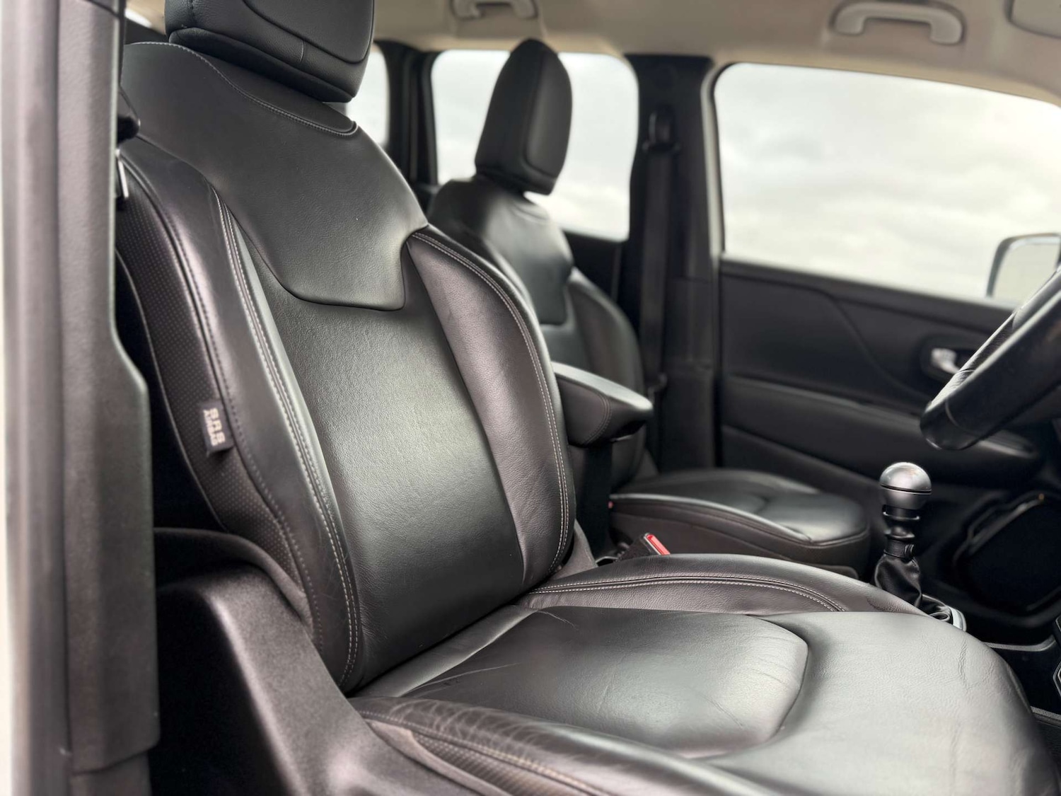 Used Jeep Renegade 2019 for sale - 78015721: Photo 36