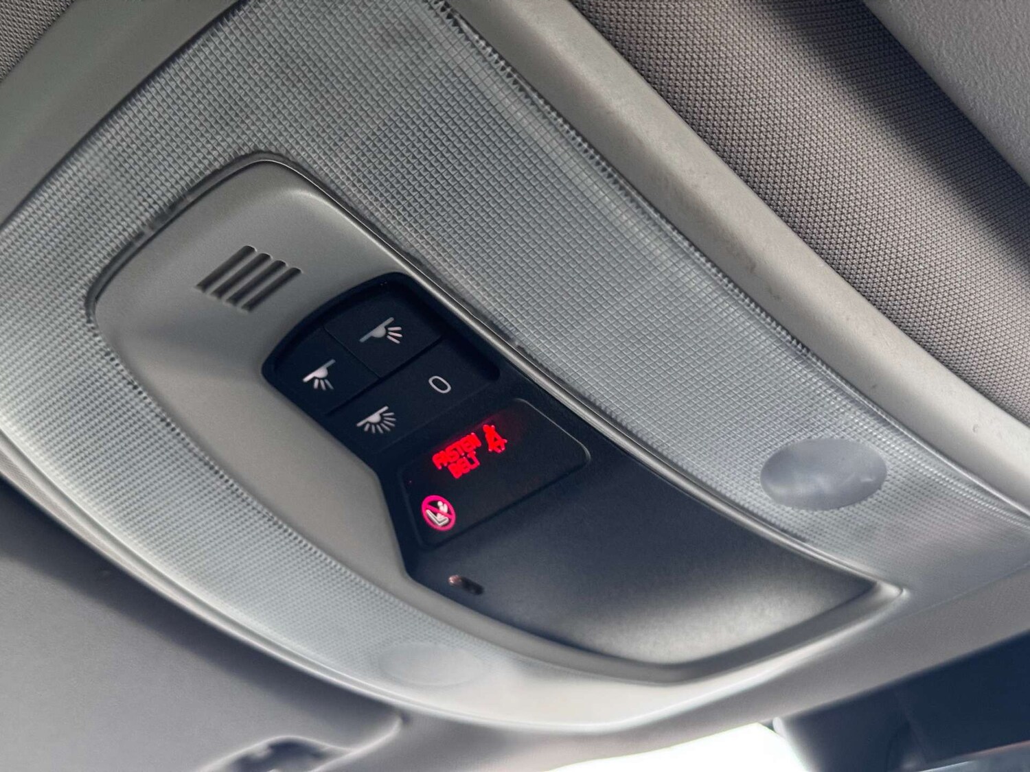 Used Volvo XC60 2016 for sale - 78015725: Photo 29