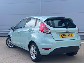 Used Ford Fiesta 2016 for sale - 78757202: Photo