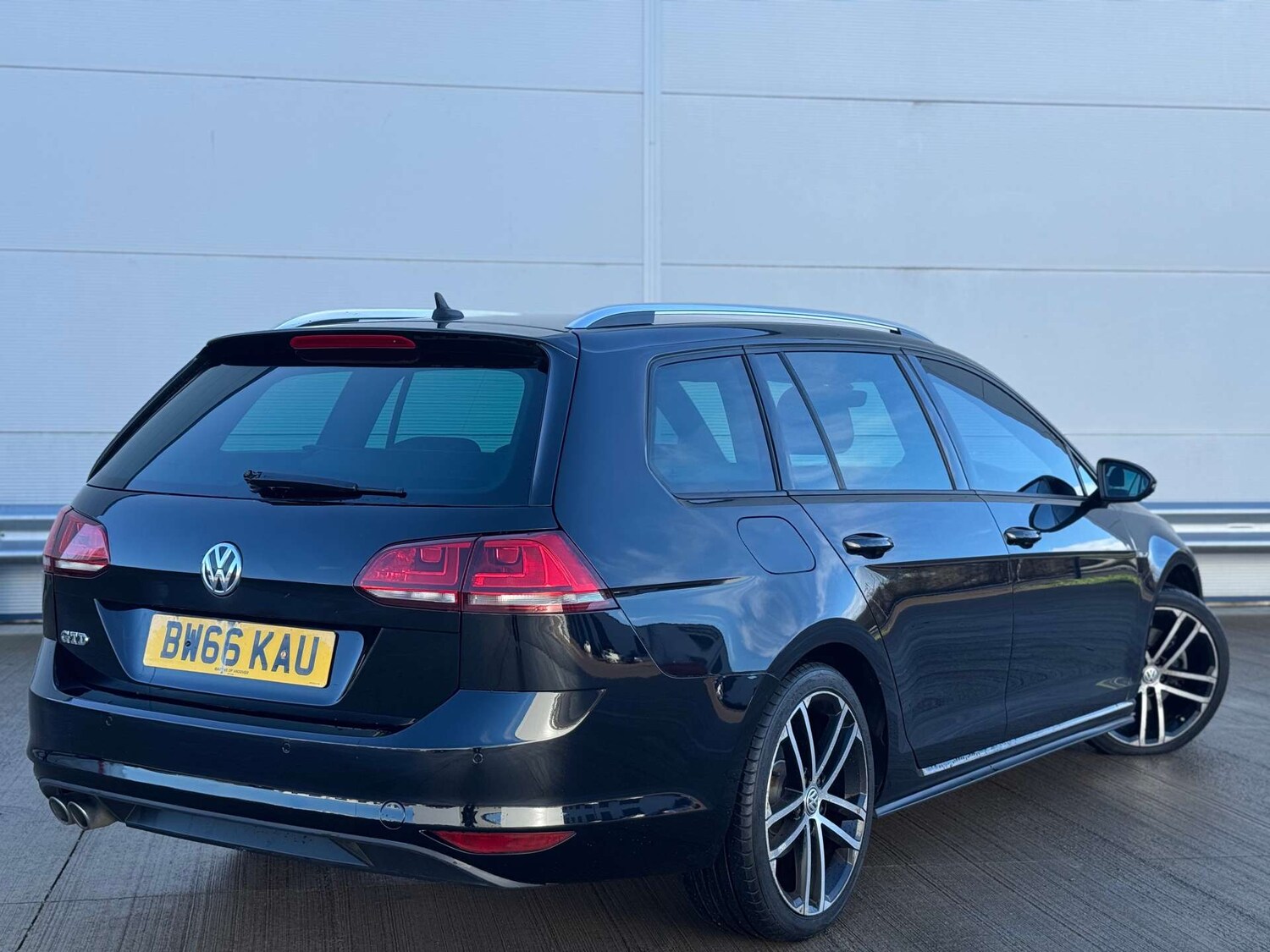 Used Volkswagen Golf 2016 for sale - 78015702: Photo 6