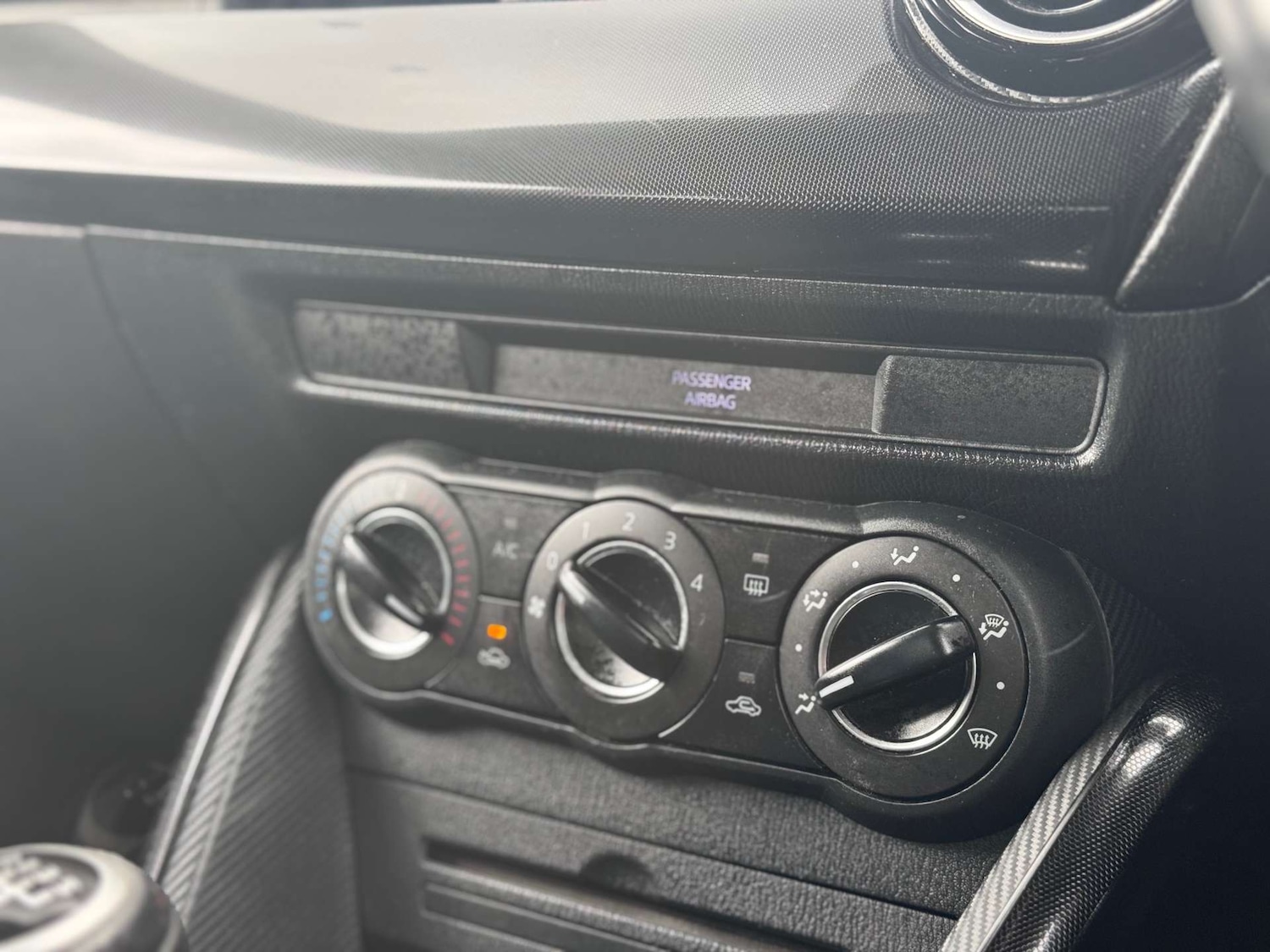 Used Mazda Mazda2 2015 for sale - 78183422: Photo 20