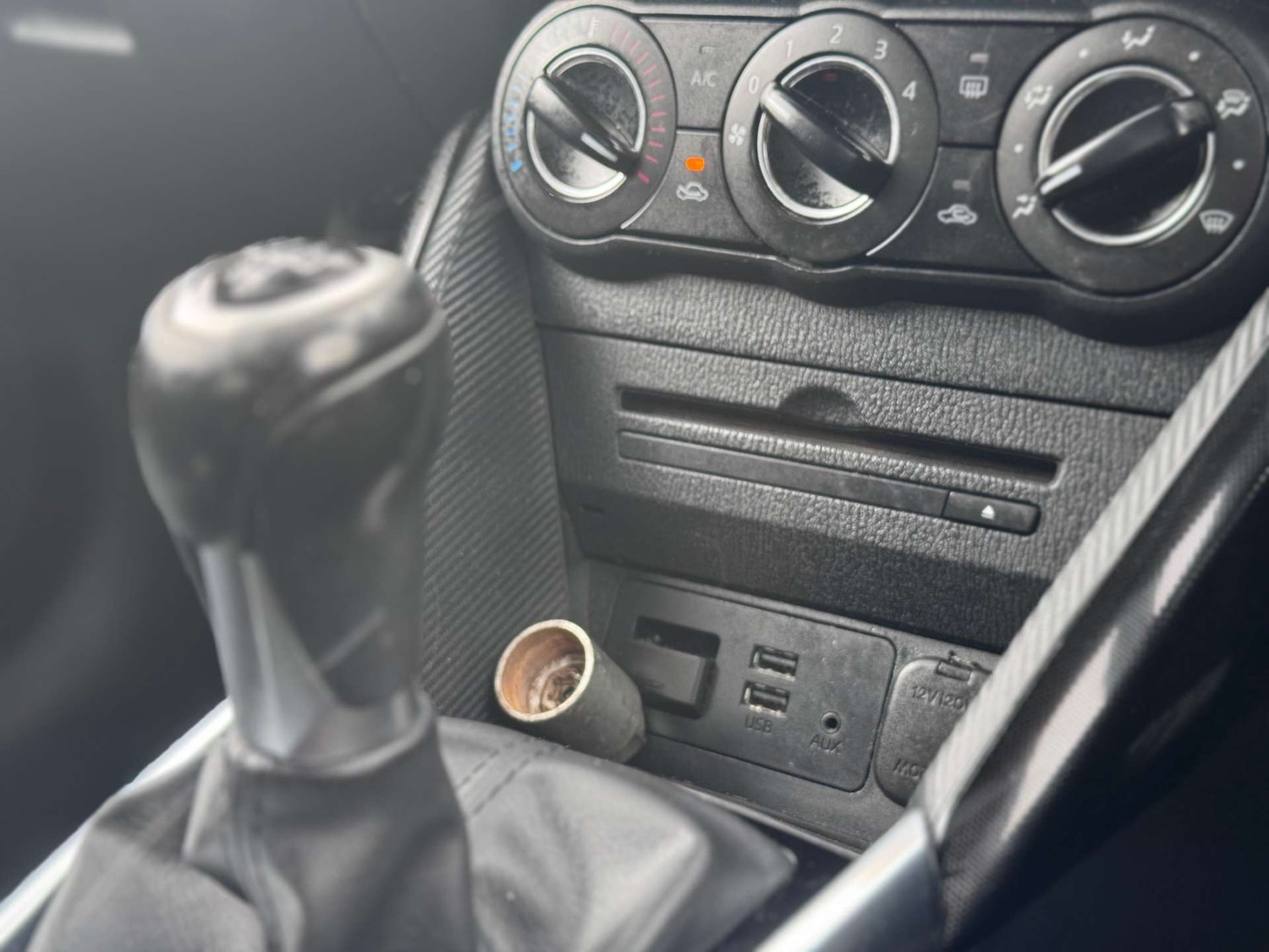 Used Mazda Mazda2 2015 for sale - 78183422: Photo 21