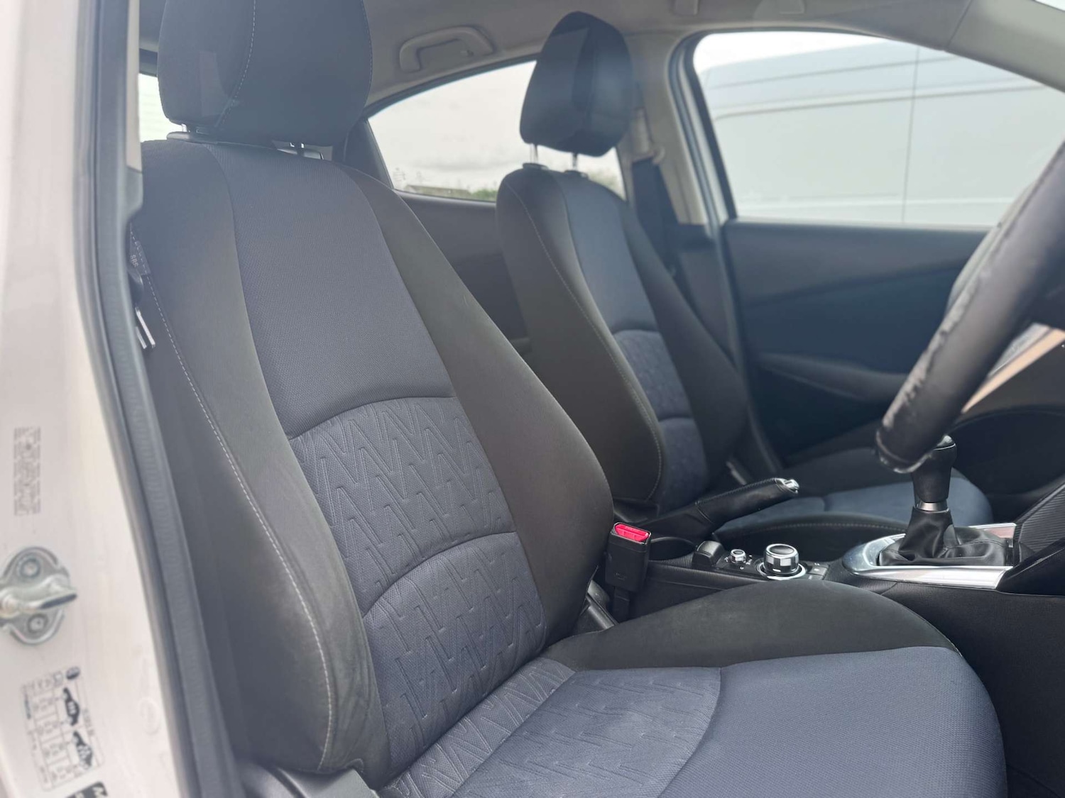 Used Mazda Mazda2 2015 for sale - 78183422: Photo 26