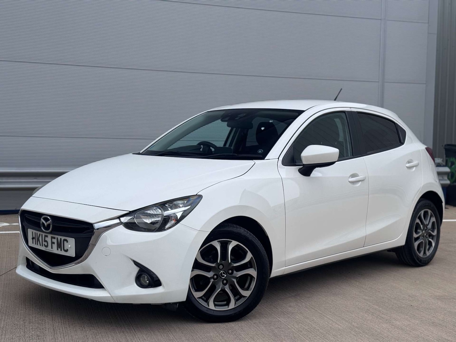 Used Mazda Mazda2 2015 for sale - 78183422: Photo 3